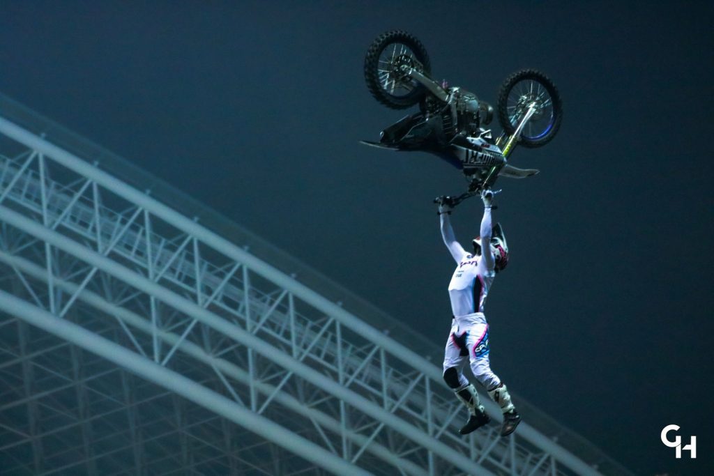 “Mincha” impacta en su debut y se lleva la corona de X-Knights 2025 4 WhatsApp Image 2025 03 16 at 8.28.03 PM 1